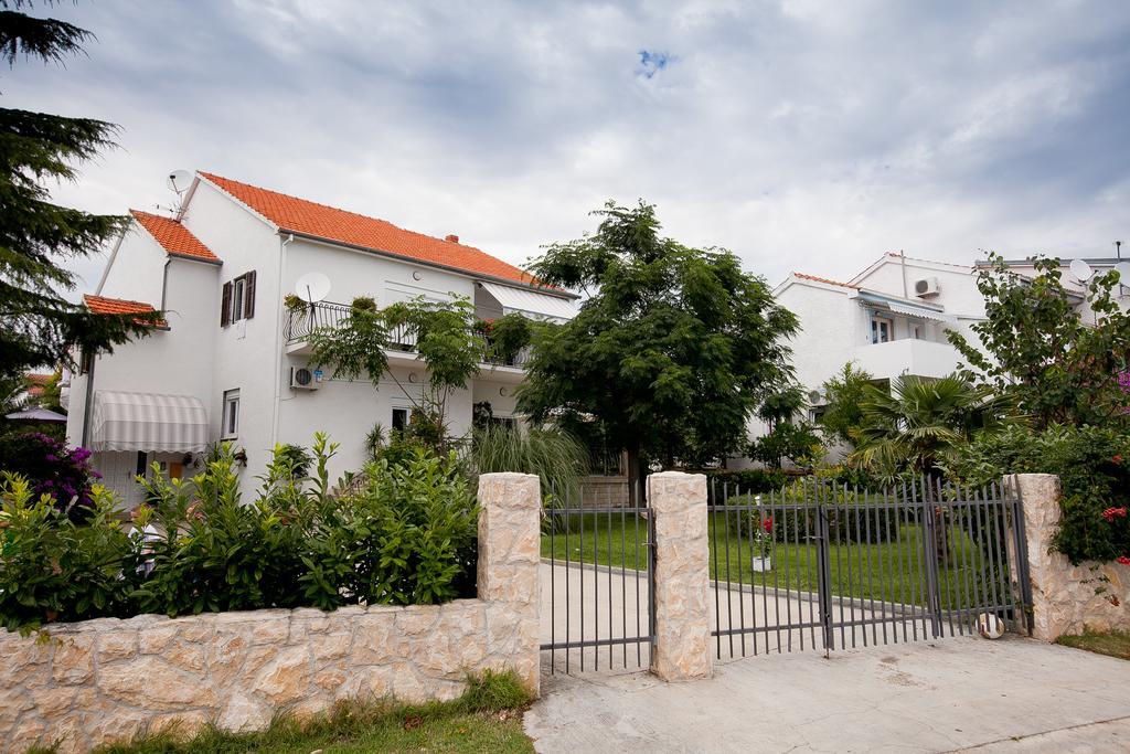 Apartments Rogic Zadar Extérieur photo